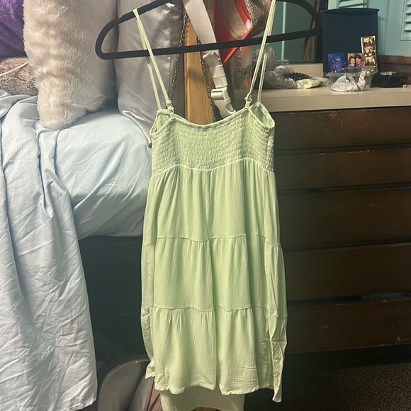 Light Green dress - Picture 2 of 2